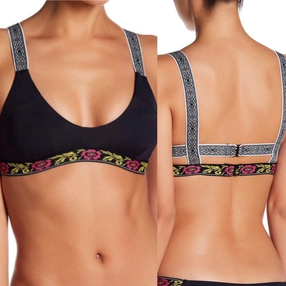 tavik Deneuve top. Black